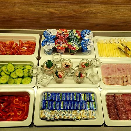 Hotel Elegance Šumperk エクステリア 写真