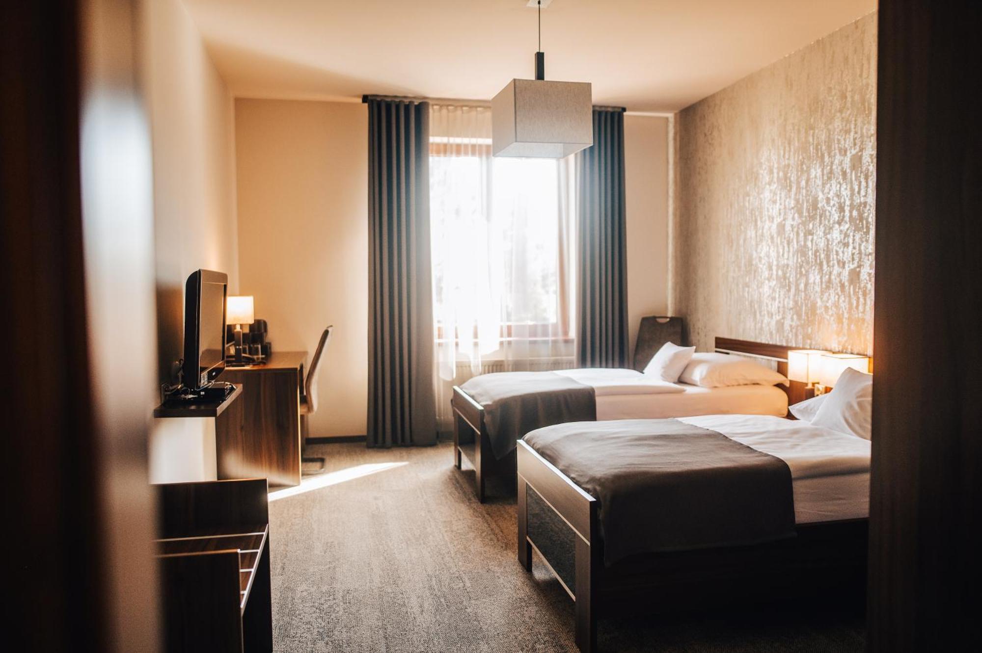 Hotel Elegance Šumperk エクステリア 写真